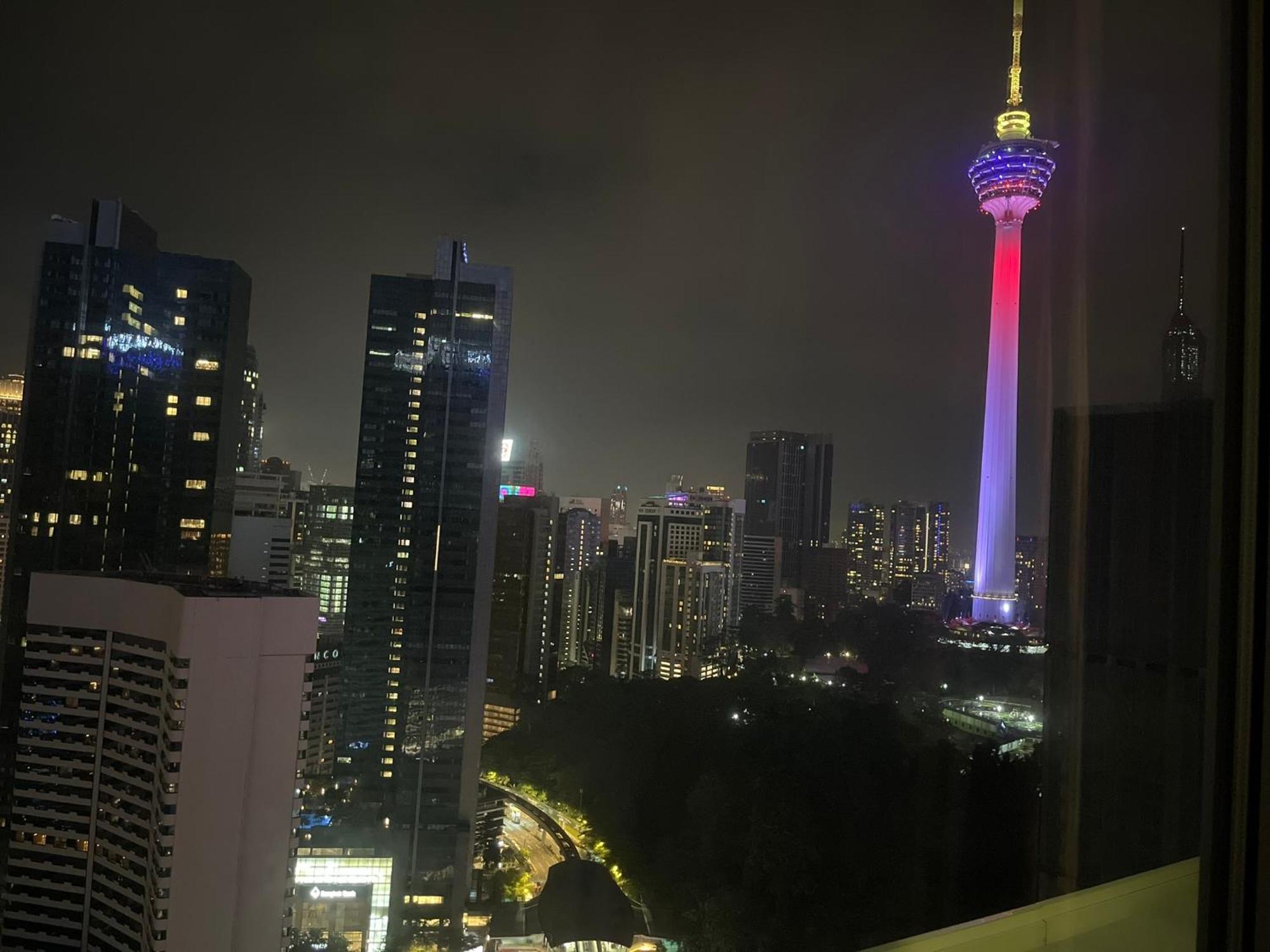 Faced Suites Platinum Klcc Куала-Лумпур Номер фото