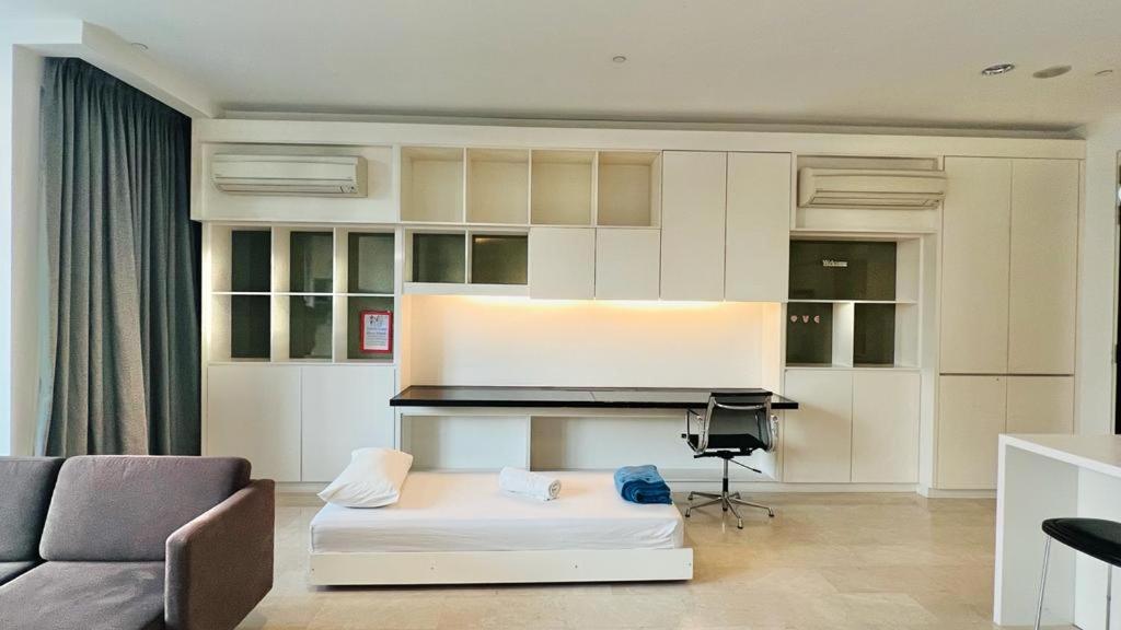 Faced Suites Platinum Klcc Куала-Лумпур Номер фото